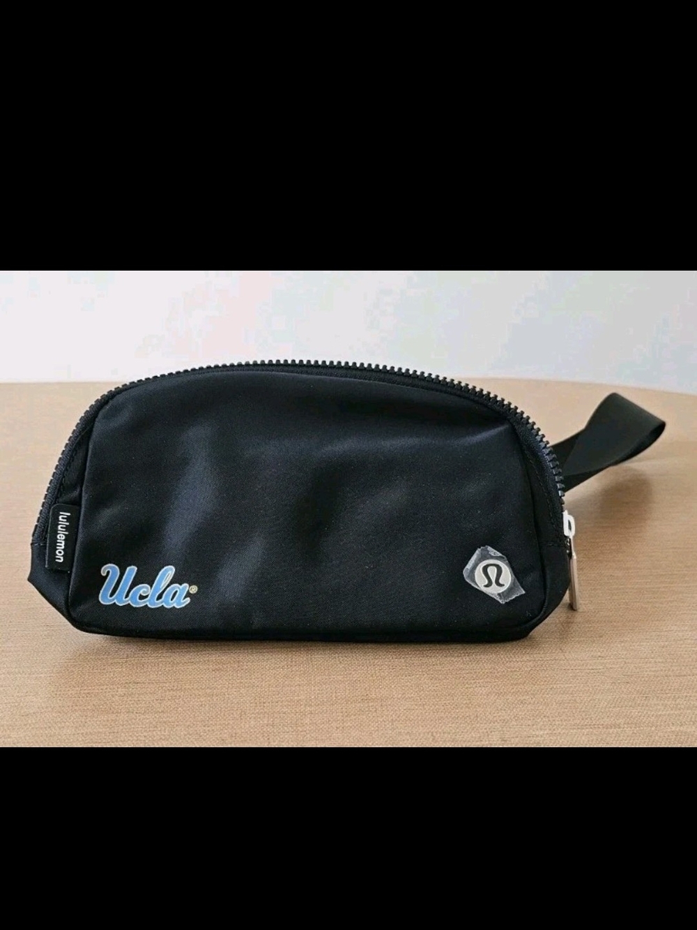 UCLA Lululemon Everywhere Women's Belt Bag 1L Black